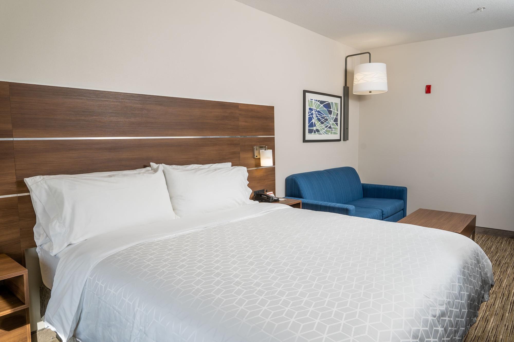 Holiday Inn Express & Suites - Lake Forest, An Ihg Hotel Buitenkant foto